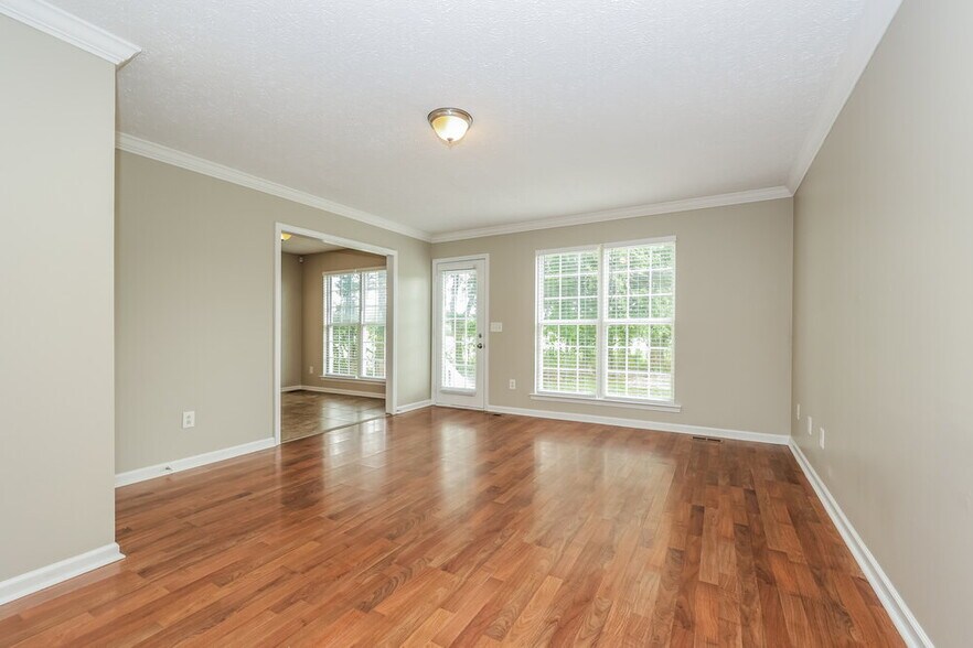 Building Photo - 210 Rapid Waters Ct