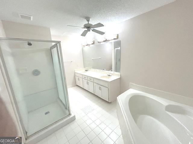 Building Photo - 305 Carriage Chase