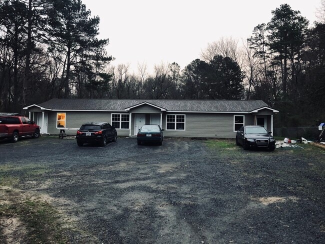 Primary Photo - 1775 Westside Cir