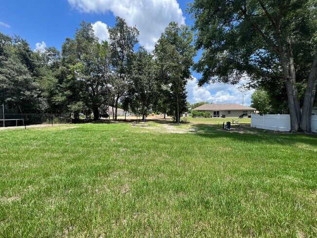 Building Photo - GREAT 3 BD/2BA Home in Ocala!!