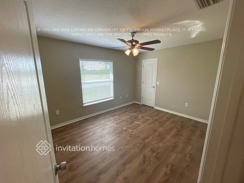 Building Photo - 12404 Appleberg Cir