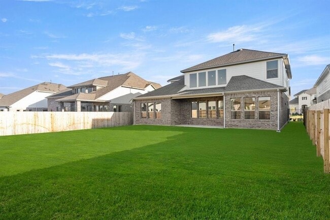 Building Photo - 373 Hollister Dr