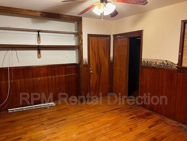 Building Photo - 2729 Broadway