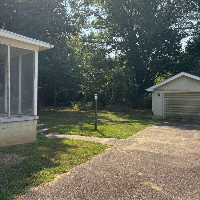 Building Photo - 141 Alumni Ave