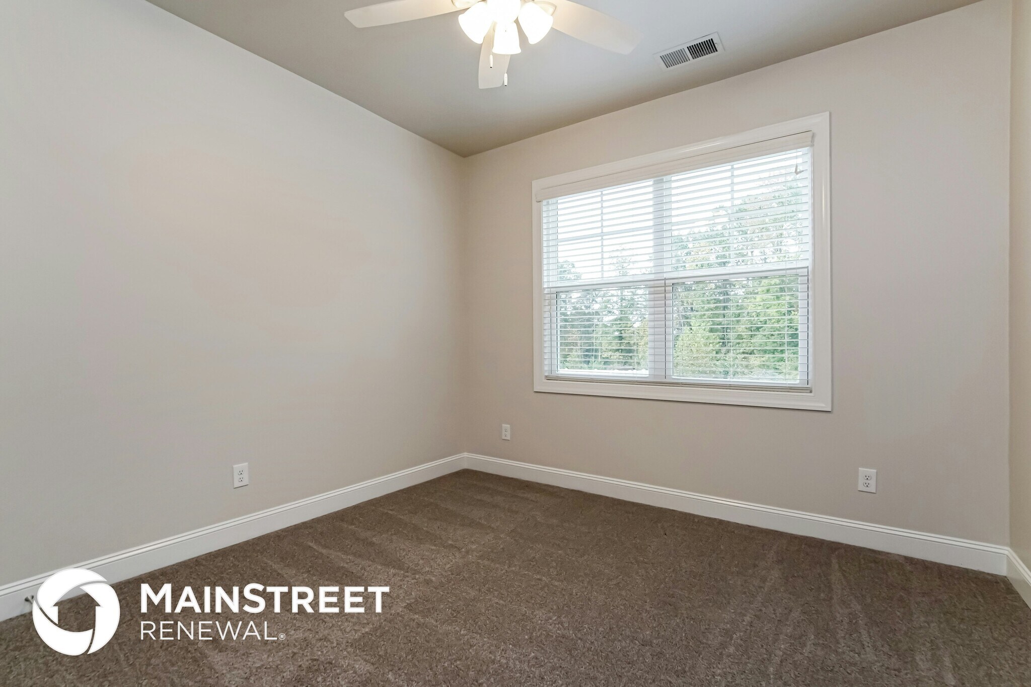 Building Photo - 118 Grey Hawk Dr