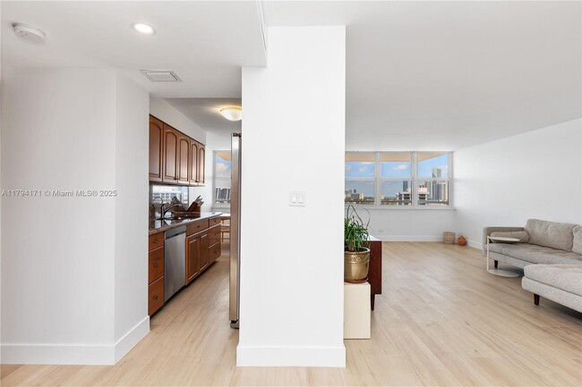 Building Photo - 251 174th St