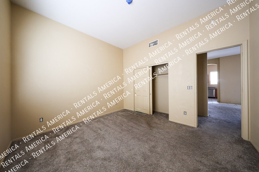 Building Photo - 3850 W Park View Ln