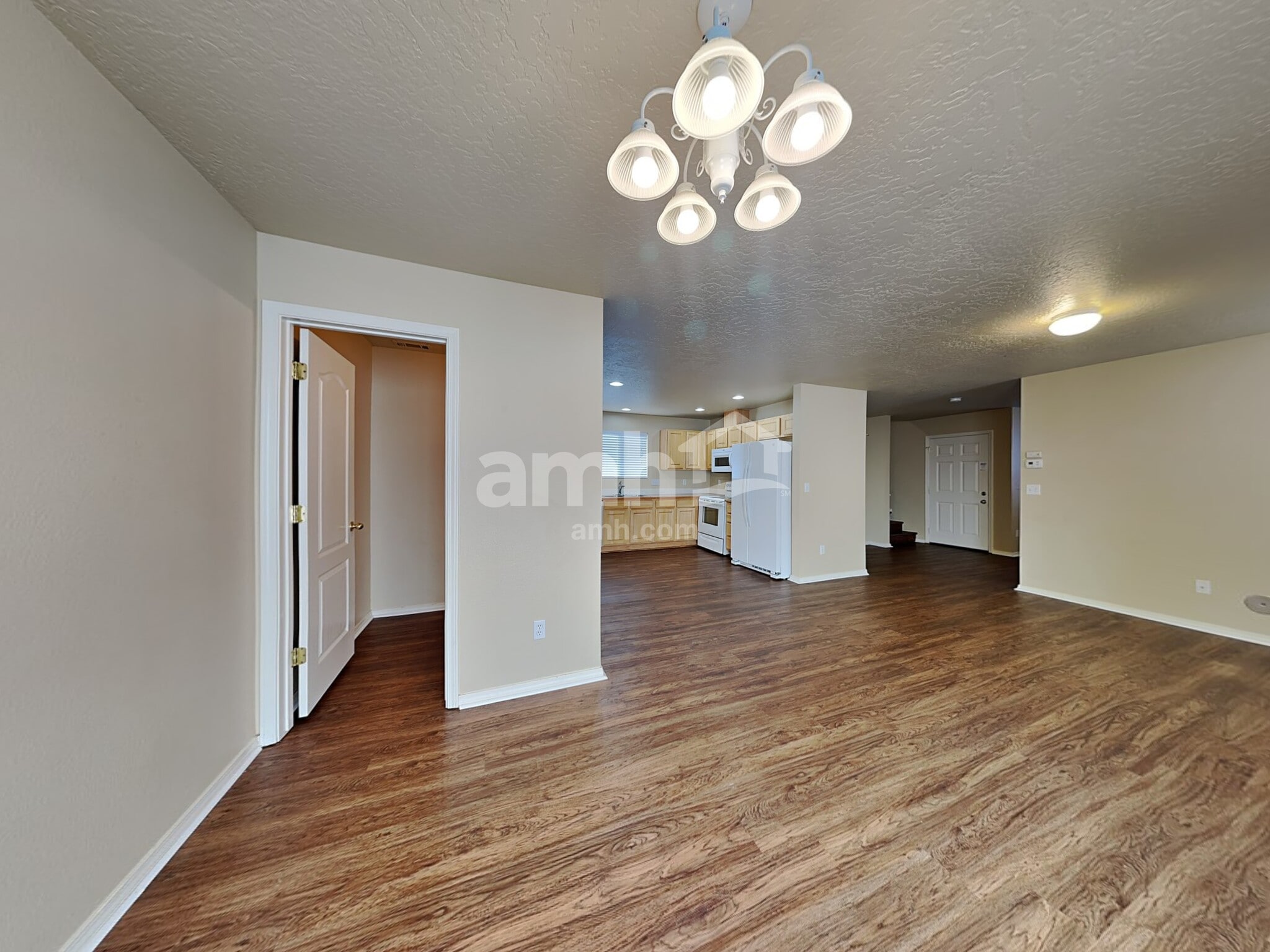 Building Photo - 9517 W Shelborne Dr
