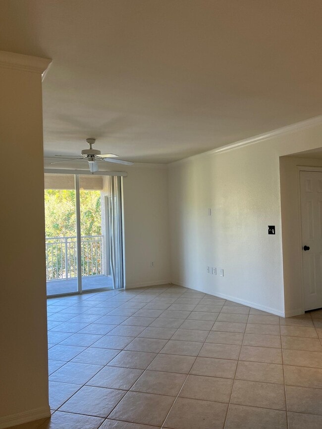 Building Photo - 6434 Emerald Dunes Dr