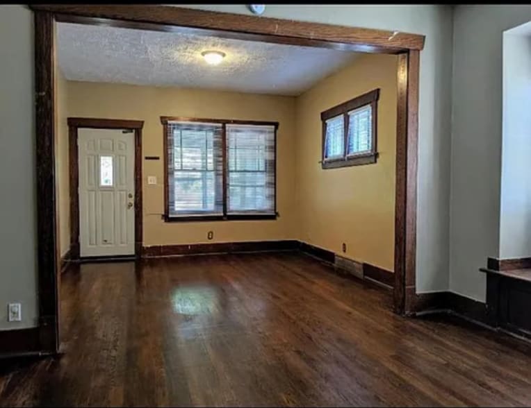 Building Photo - 2716 N 48th St