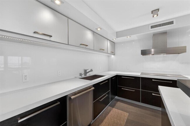 Building Photo - 4450 Gulf Blvd