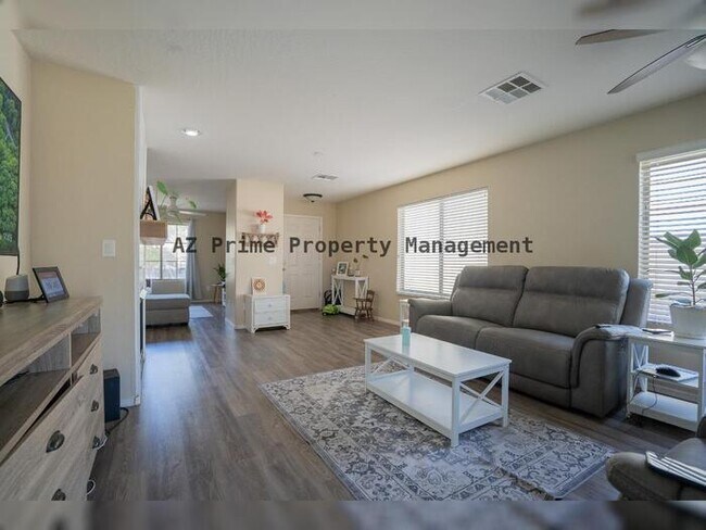 Building Photo - 15160 W Smokey Dr