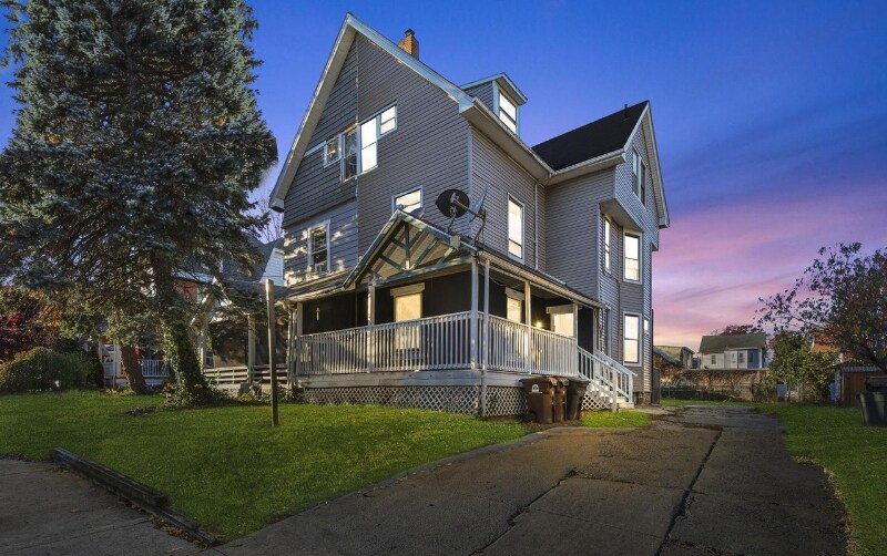 Building Photo - 37 E Stratford Ave