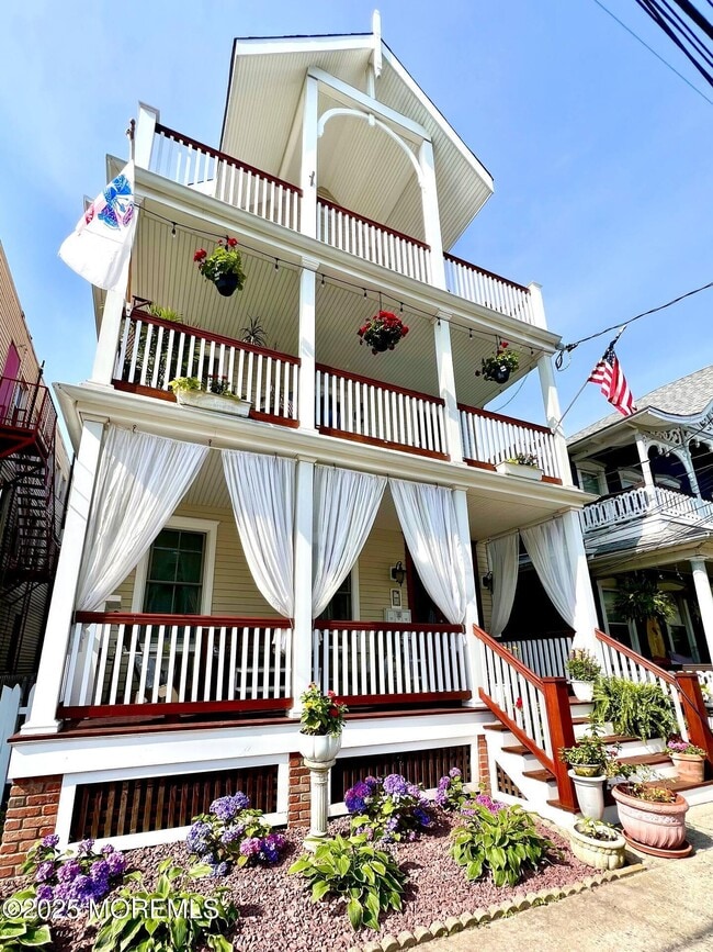 Building Photo - 34 Embury Ave