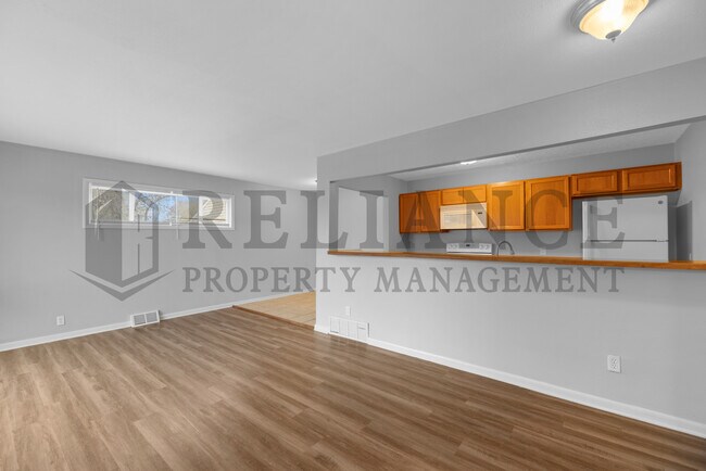 Building Photo - 5110 E Pawnee St