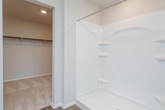 Building Photo - 6009 Ronee Leah Dr