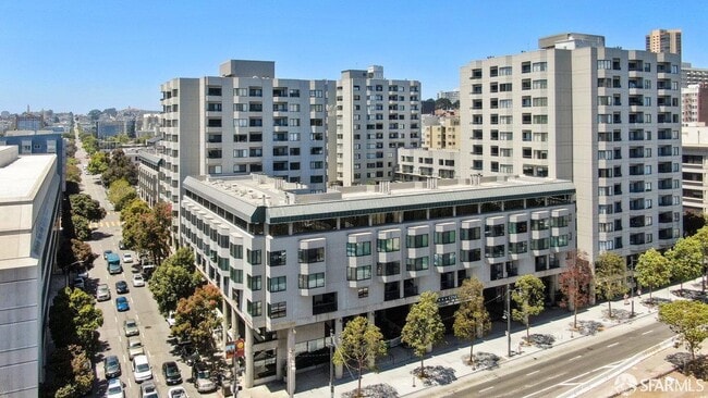 Building Photo - 601 Van Ness Ave