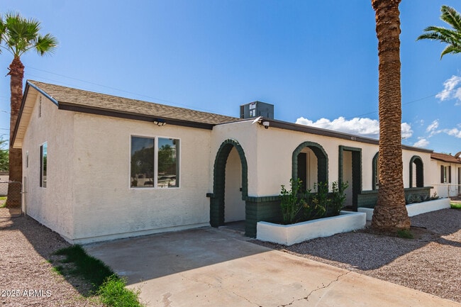 Building Photo - 4013 W Nancy Ln