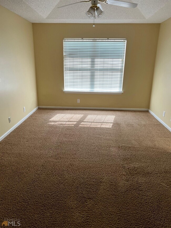 Building Photo - 602 Wild Grape Dr
