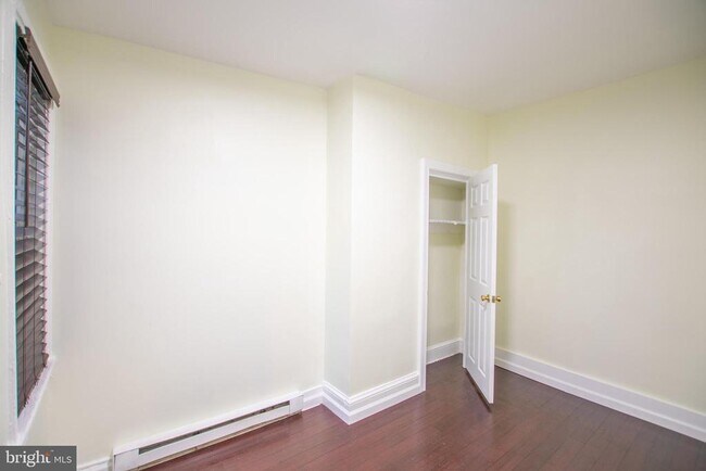 Building Photo - 2043 Gerritt St