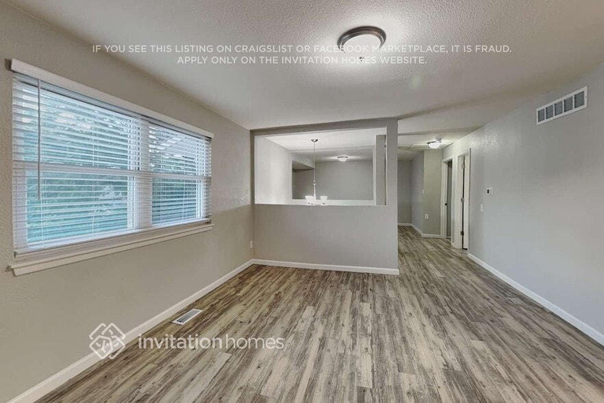 Building Photo - 10852 Ingalls Cir