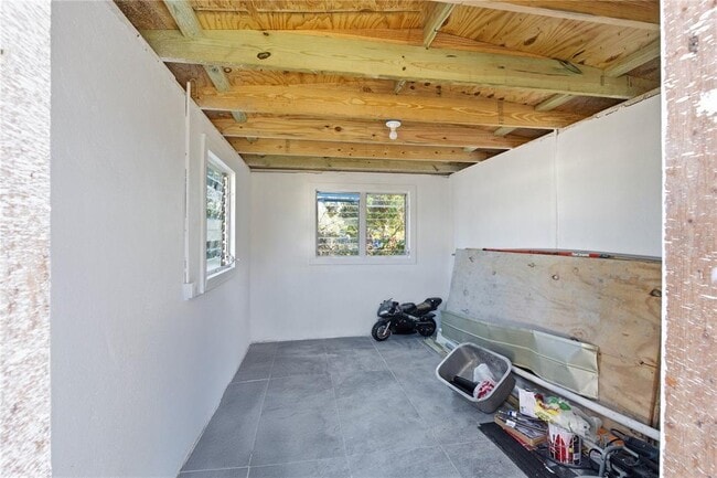 Building Photo - 8902 W Norfolk St