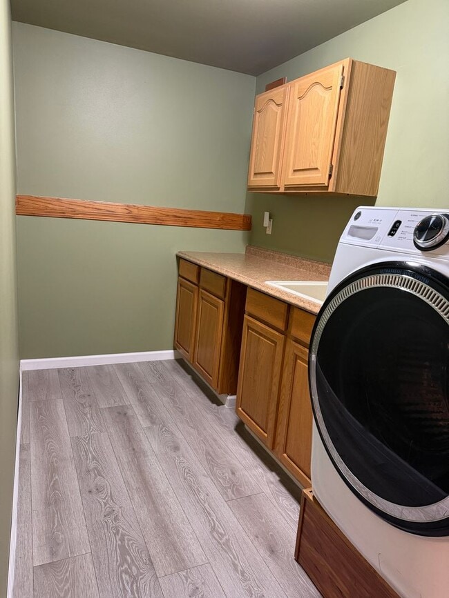 Building Photo - Click the “Apply Now” button or email wapmrentals@gmail.com for a prompt response.