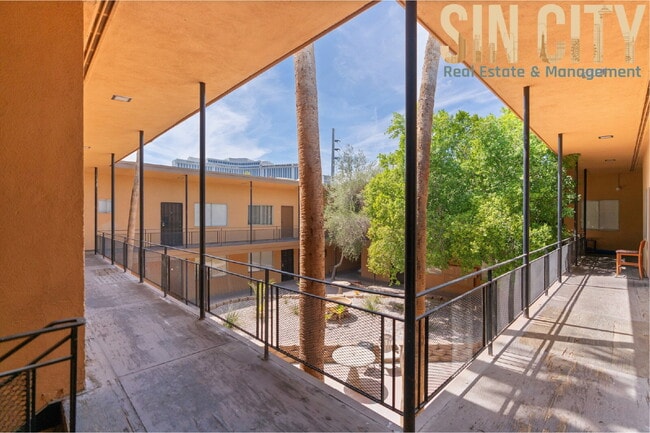 Building Photo - Discover Urban Comfort: Spacious 1-Bedroom Oasis at Lyn Capri