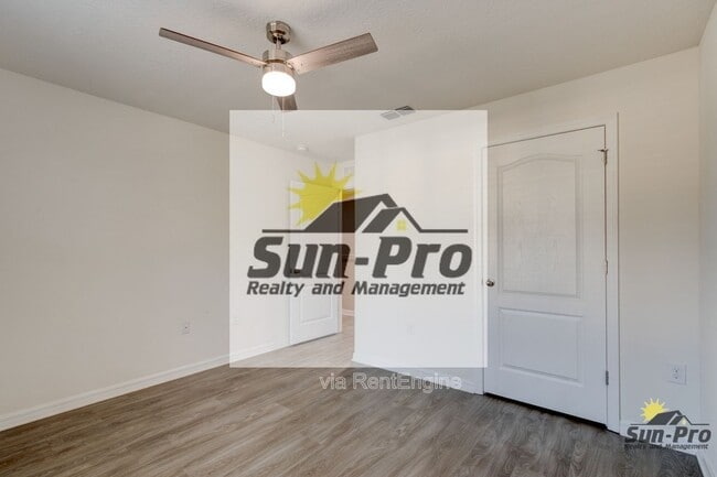 Building Photo - 1660 Pham Dr