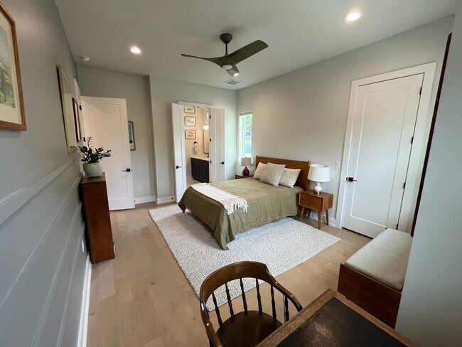Building Photo - 3507 Oak Springs Dr