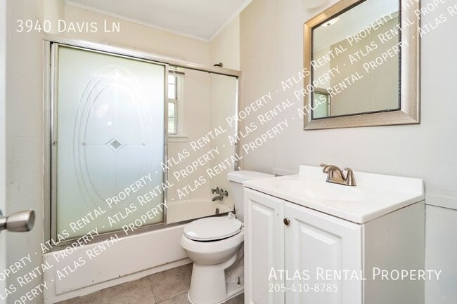 Building Photo - 3940 Davis Ln