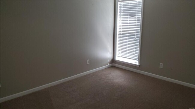 Building Photo - 9101 Hanston Pl