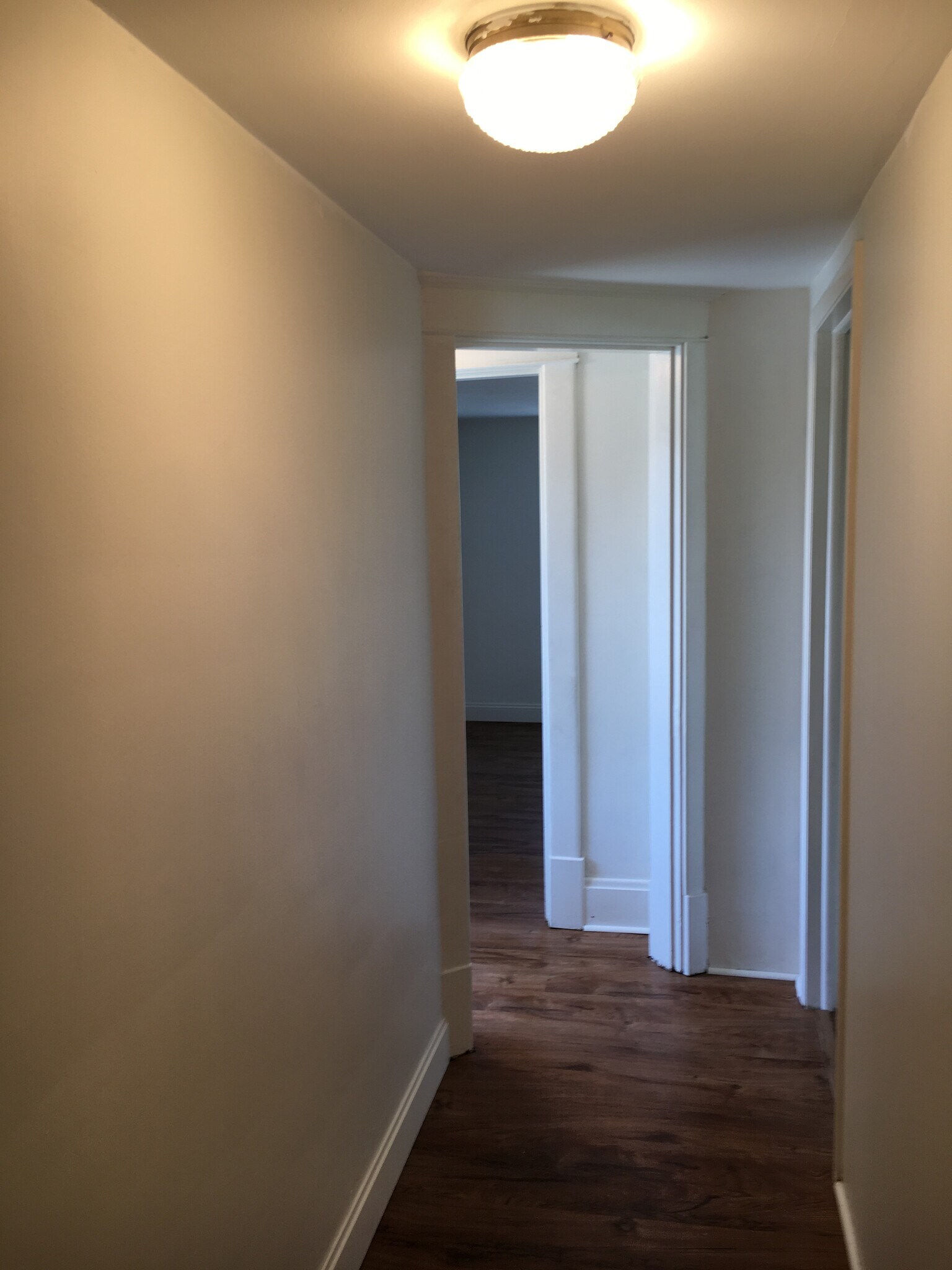 Building Photo - 1006 N 4th St