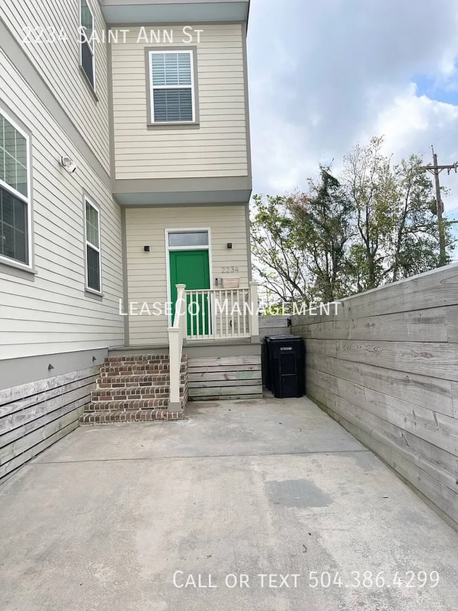 Building Photo - 2234 St Ann St.