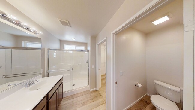 Building Photo - Beautiful 3 bed 2.5 bath in Beaumont, Ca.