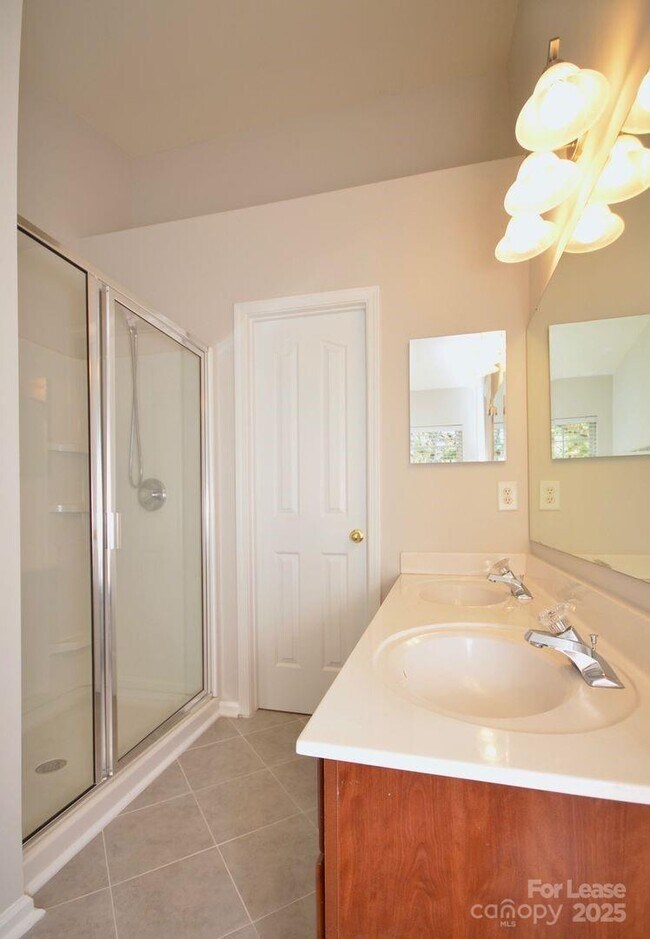 Building Photo - 3567 Creeping Flora Ln