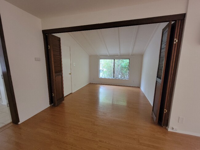 Building Photo - 13533 Leadwell St