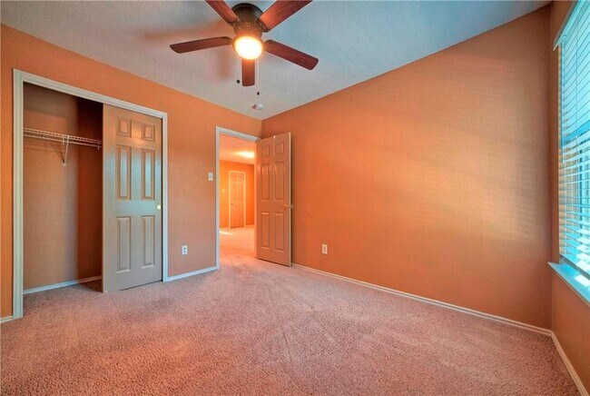 Building Photo - 14329 Teacup Ln