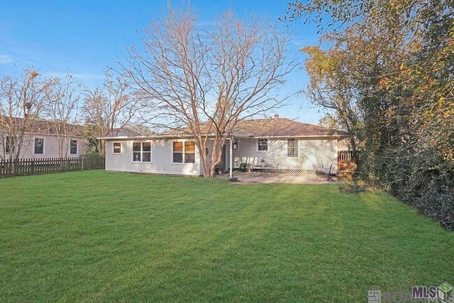 Building Photo - 1338 Aberdeen Ave