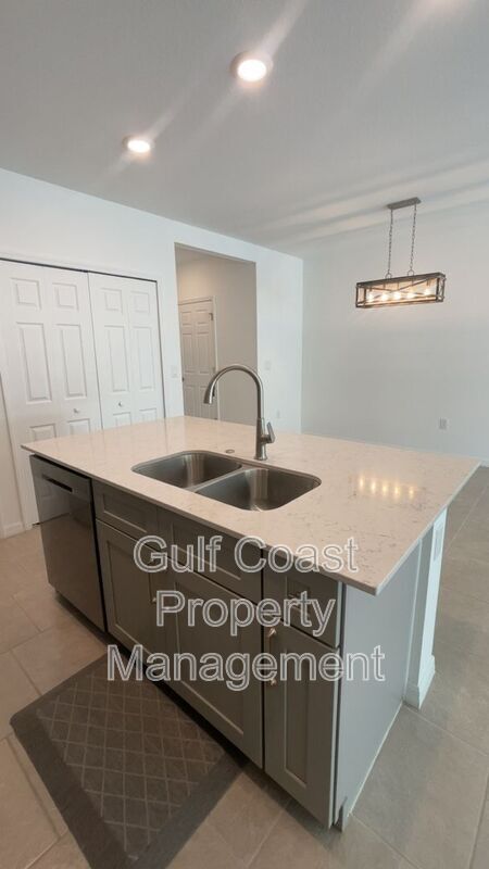 Building Photo - 14195 Oviedo Pl