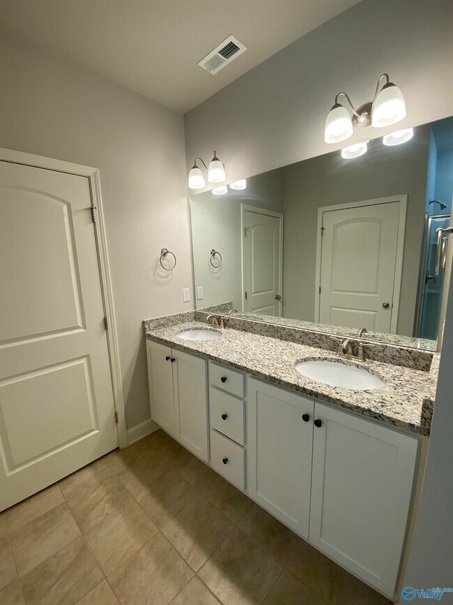 Building Photo - 46 Cypress Point Dr