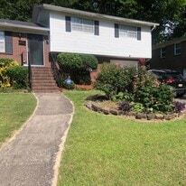Building Photo - 2425 Etowah St