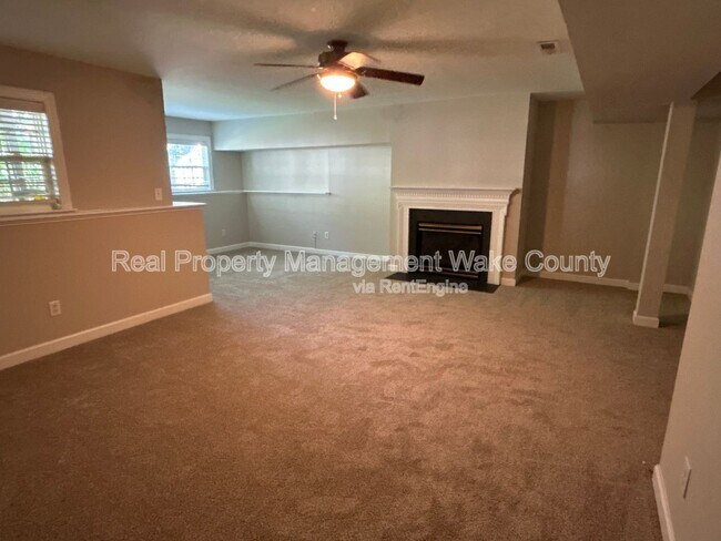 Building Photo - 1100 Kirkeenan Cir