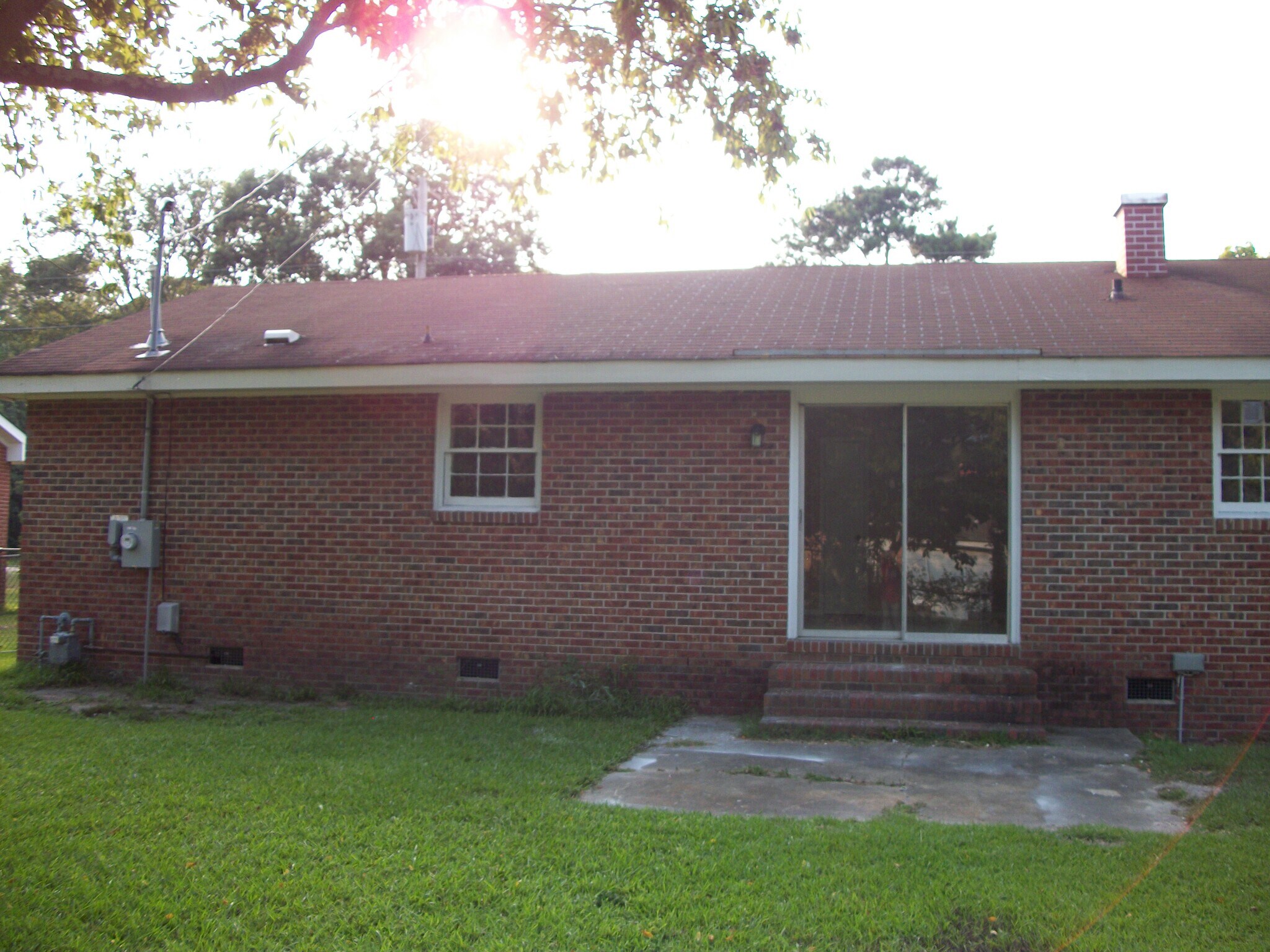 Building Photo - 2051 Martin Luther King Dr Lumberton, NC 28358