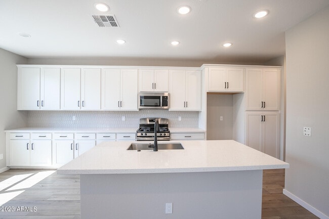 Building Photo - 2782 S. Comanche Dr.