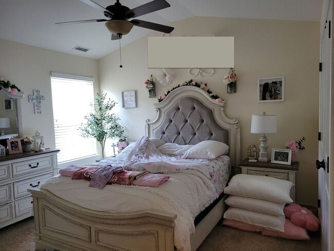 Building Photo - Beautiful 3BD/2.5BA 2 story condo in the Sherwood Lakes Neighborhood!