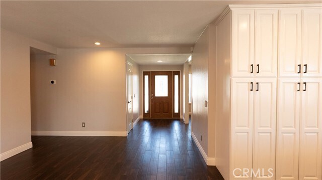 Building Photo - 6642 Amberwood Dr