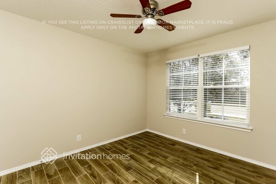 Building Photo - 13915 Joplin Ter