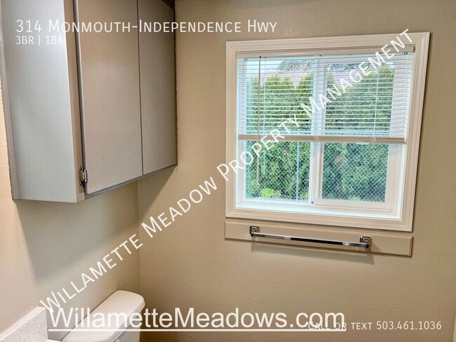 Building Photo - 314 Monmouth Independence Hwy