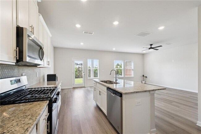 Building Photo - 4237 Tin Hare Ln